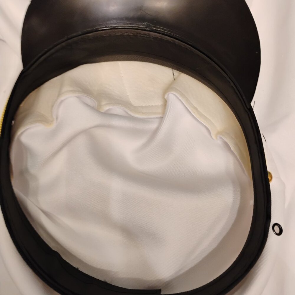 CAPT HAT - Picture 2 of 2